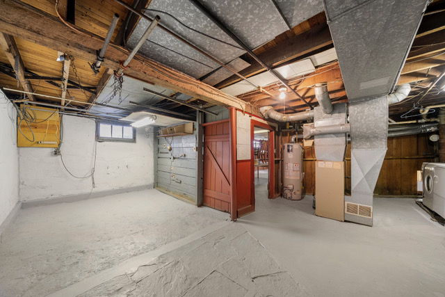 Fair Lawn, New Jersey, 07410, United States, 6 Bedrooms Bedrooms, ,2 BathroomsBathrooms,Residential,For Sale,1992419