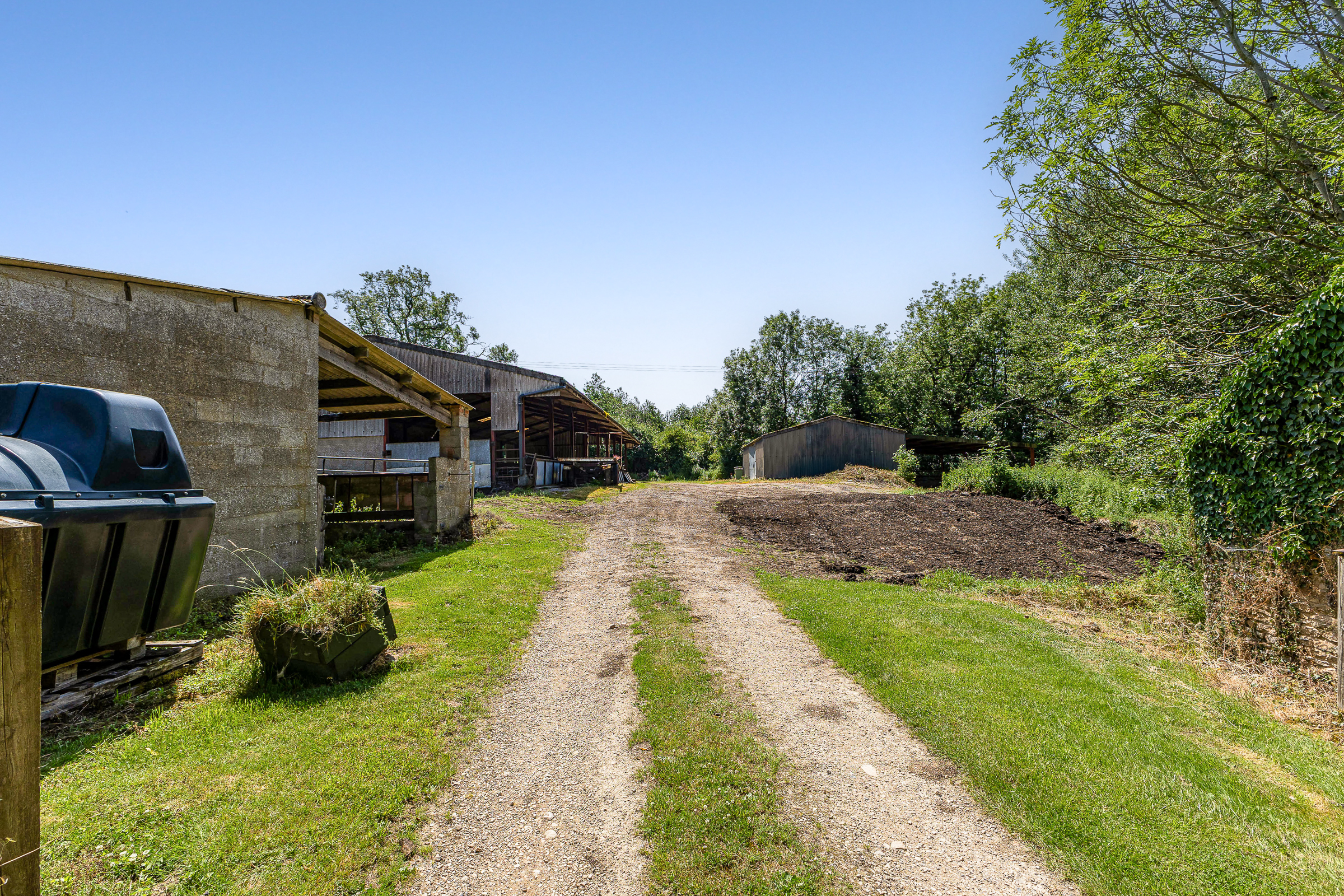  An exceptional Cotswold country property with planning consent for three barn co - 物件實景
