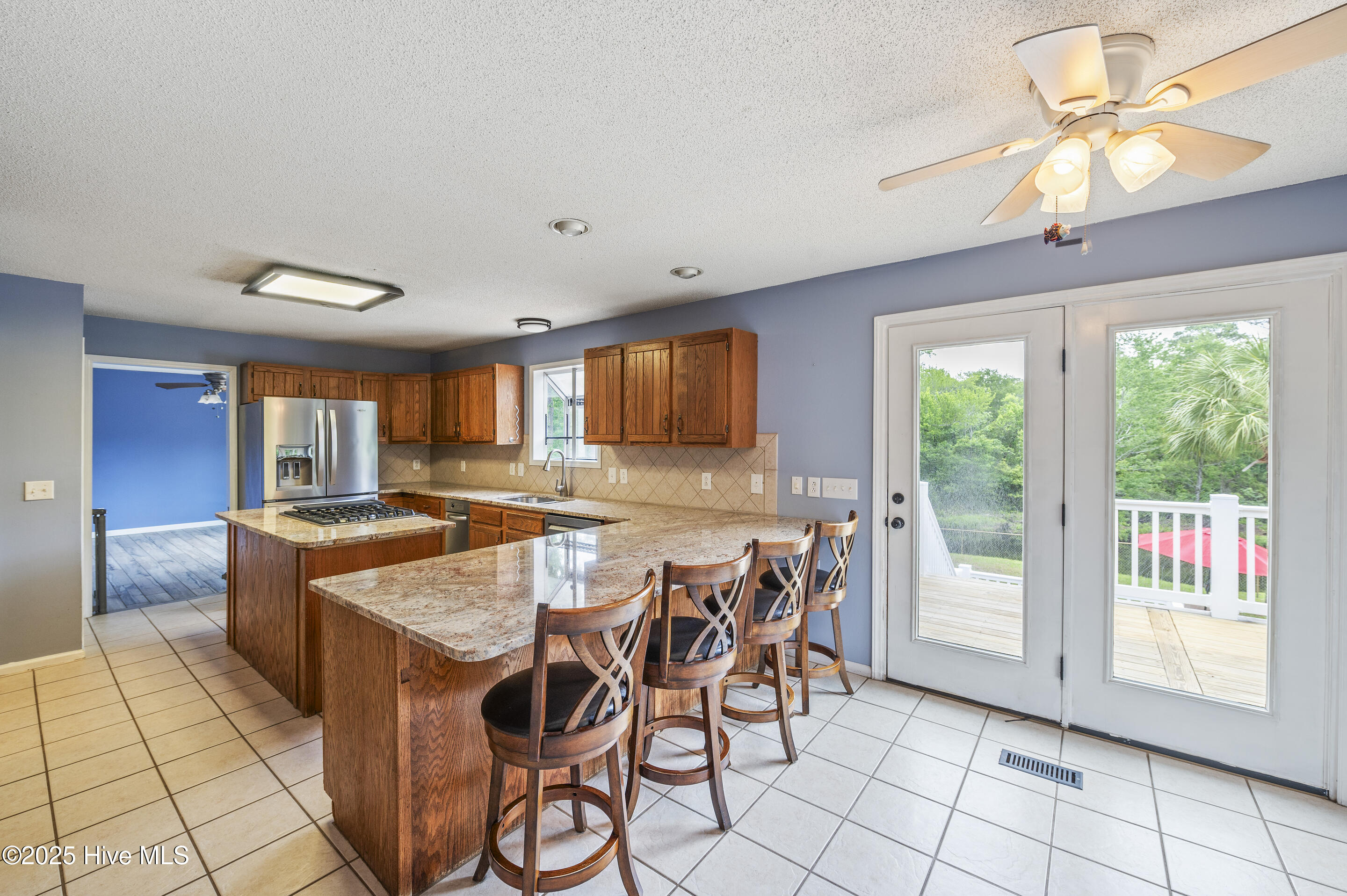 Southport, North Carolina, 28461, United States, 3 Bedrooms Bedrooms, ,4 BathroomsBathrooms,Residential,For Sale,1895633