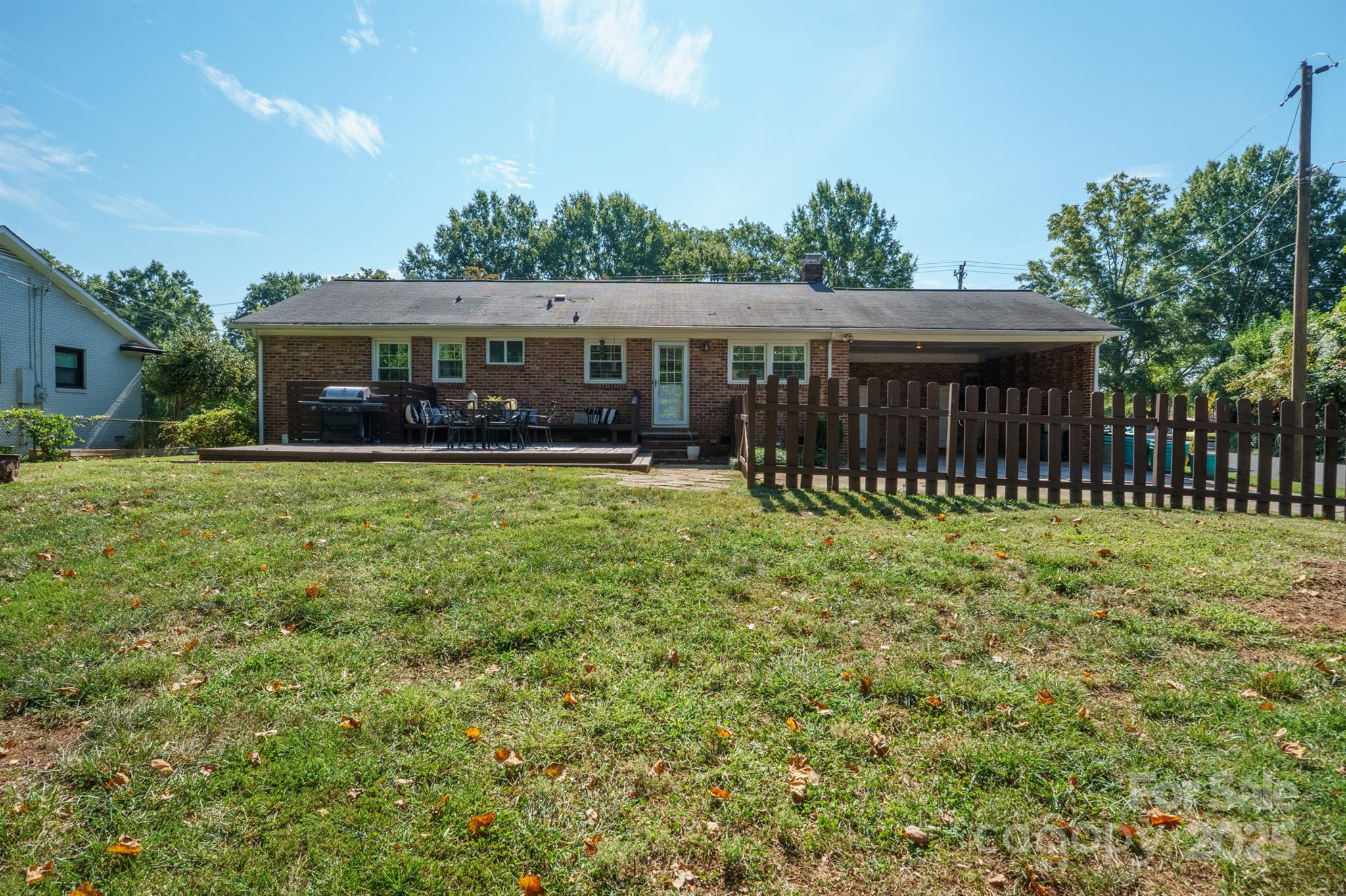 Charlotte, North Carolina, 28210, United States, 3 Bedrooms Bedrooms, ,2 BathroomsBathrooms,Residential,For Sale,1950475