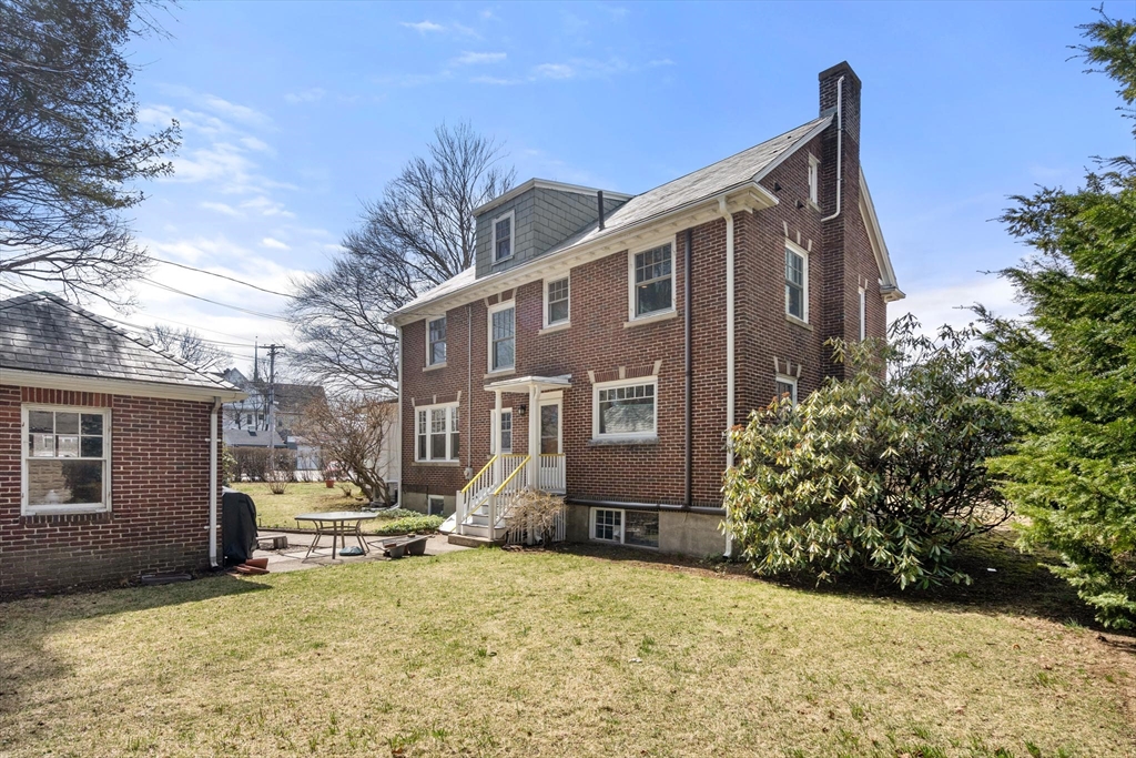 Milton, Massachusetts, 02186, United States, 3 Bedrooms Bedrooms, ,3 BathroomsBathrooms,Residential,For Sale,1941050