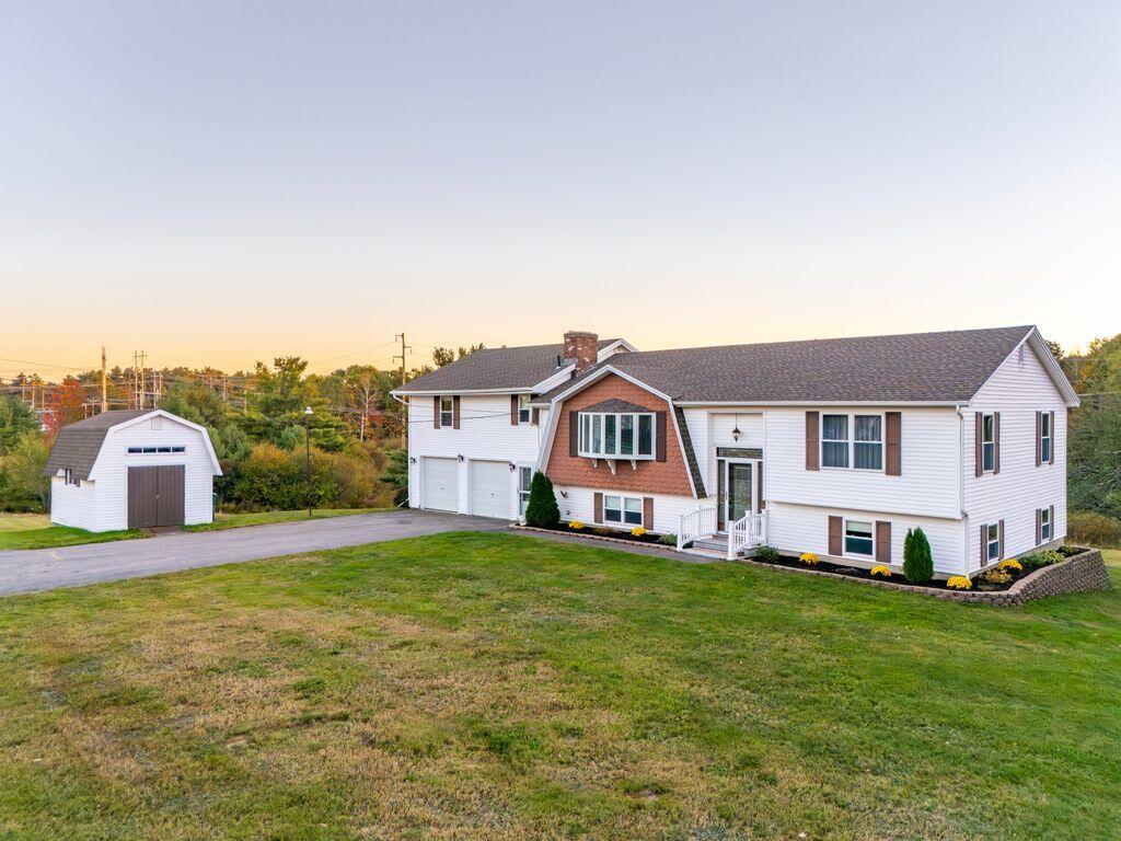 Saco, Maine, 04072, United States, 5 Bedrooms Bedrooms, ,2 BathroomsBathrooms,Residential,For Sale,1960704