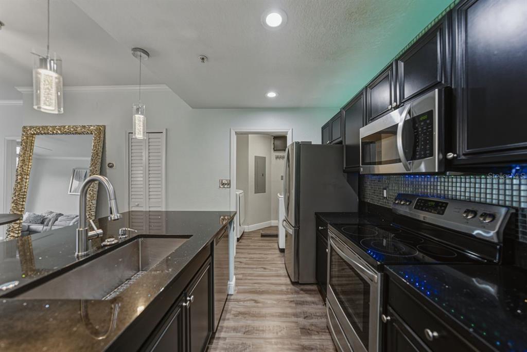 Tampa, Florida, 33602, United States, 2 Bedrooms Bedrooms, ,2 BathroomsBathrooms,Residential,For Sale,2002253