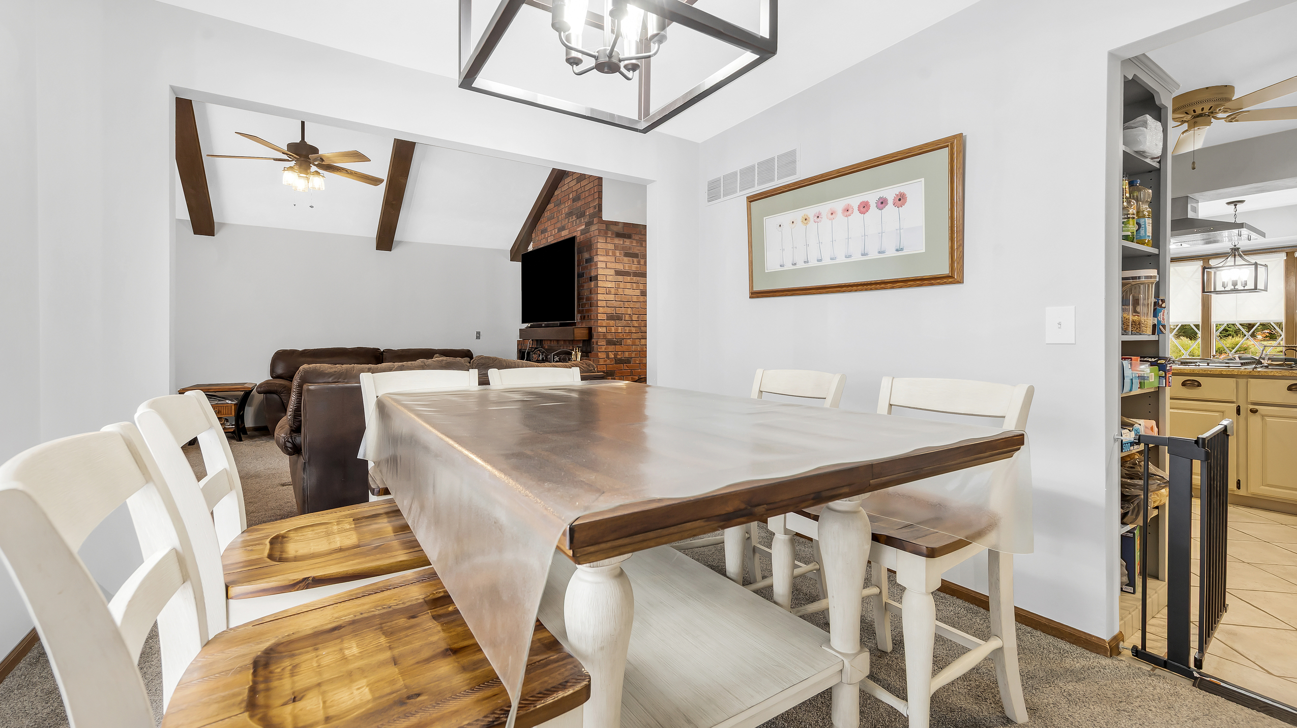 Waterloo, Illinois, 62298, United States, 3 Bedrooms Bedrooms, ,3 BathroomsBathrooms,Residential,For Sale,1986147