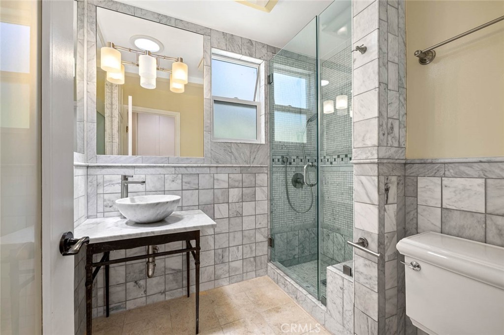 Sherman Oaks, California, 91403, United States, 4 Bedrooms Bedrooms, ,3 BathroomsBathrooms,Residential,For Sale,1848816