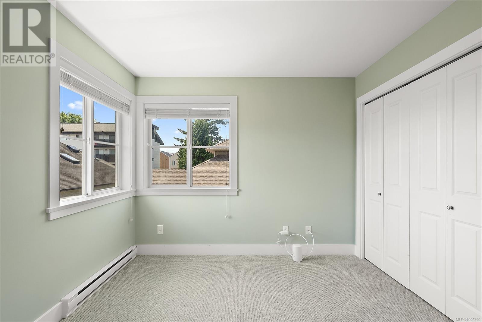 SIDNEY, British Columbia, V8L 2G4, CA, 3 Bedrooms Bedrooms, ,3 BathroomsBathrooms,Residential,For Sale,1885451