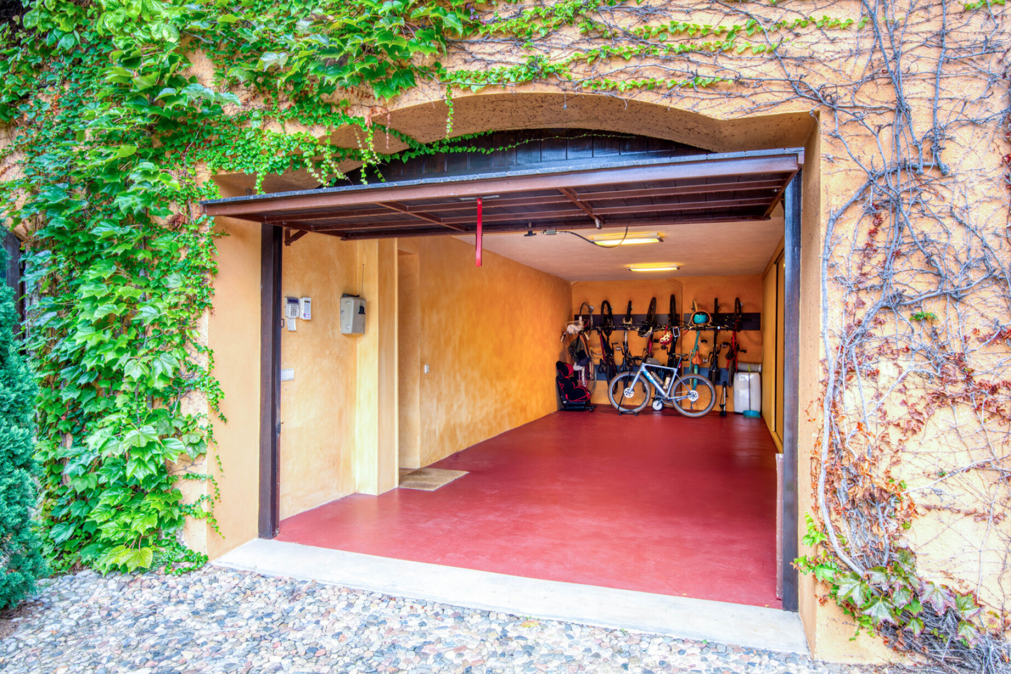  16th century farmhouse restored with charm and modernity in Santa Cristina d