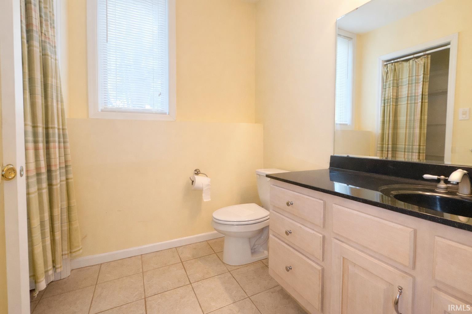 Angola, Indiana, 46703, United States, 3 Bedrooms Bedrooms, ,3 BathroomsBathrooms,Residential,For Sale,2018317