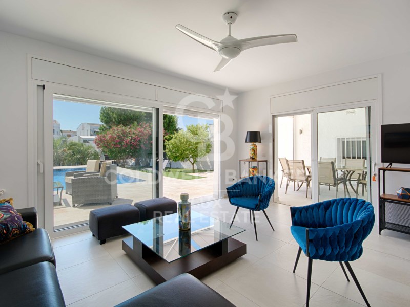 Girona, Empuriabrava, Cap Ras - Creus - Falconera, Empuriabrava, Catalonia, ES, 3 Bedrooms Bedrooms, ,2 BathroomsBathrooms,Residential,For Sale,Girona, Empuriabrava, Cap Ras - Creus - Falconera,1448905