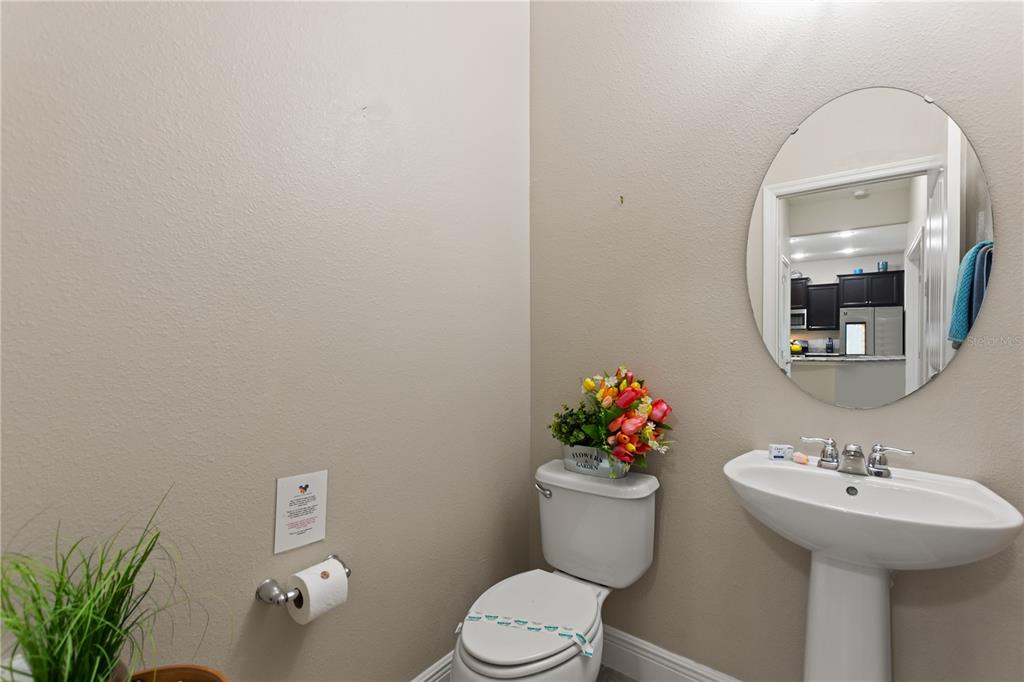 Davenport, Florida, 33837, United States, 5 Bedrooms Bedrooms, ,5 BathroomsBathrooms,Residential,For Sale,1999556