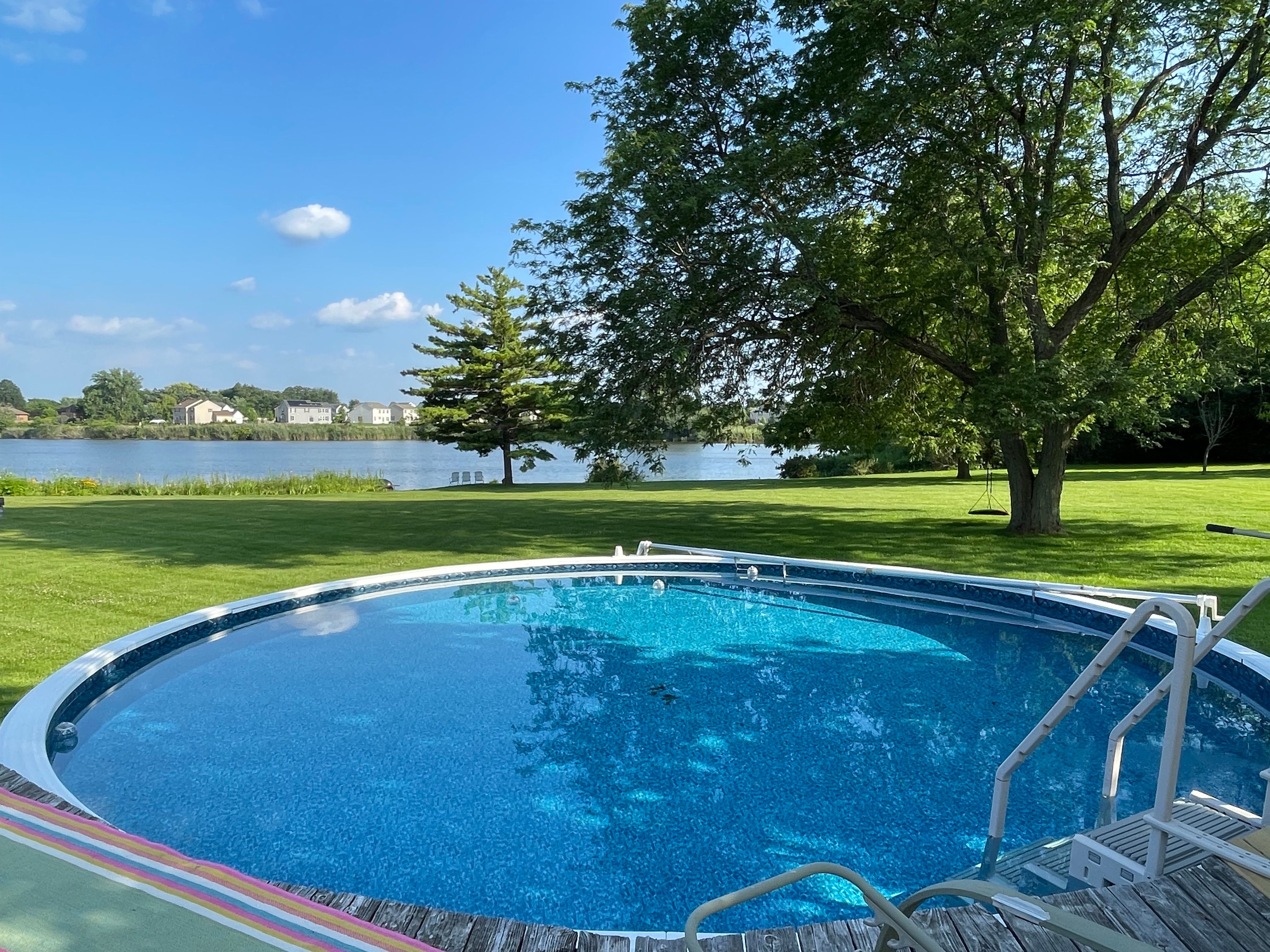  Magnificent Custom Built Home on a Quiet Lake - 物件實景