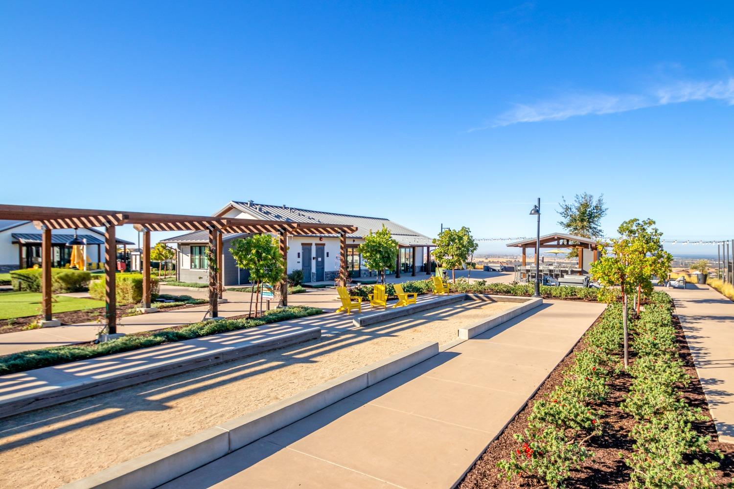 Folsom, California, 95630, United States, 4 Bedrooms Bedrooms, ,3 BathroomsBathrooms,Residential,For Sale,1924612