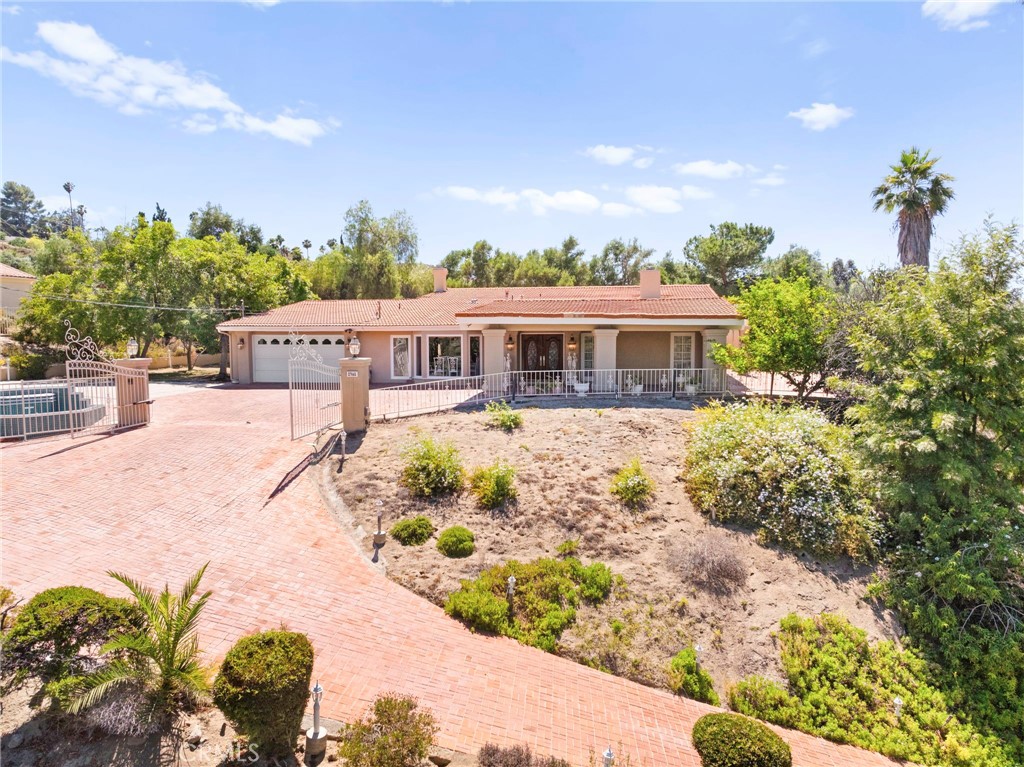 Hemet, California, 92544, United States, 5 Bedrooms Bedrooms, ,4 BathroomsBathrooms,Residential,For Sale,1896645
