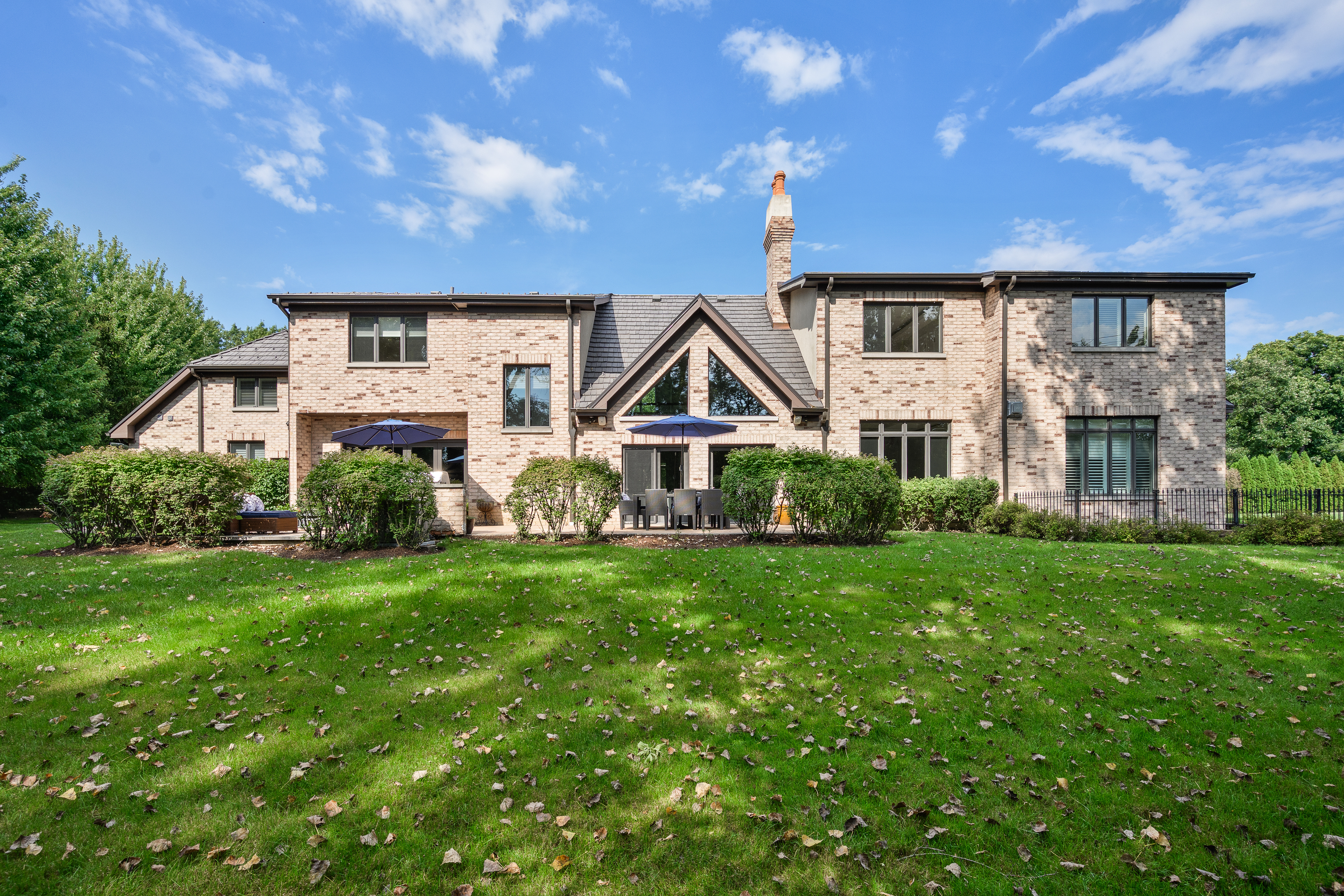  Exceptional Highland Park sSone and Brick Estate - 物件實景