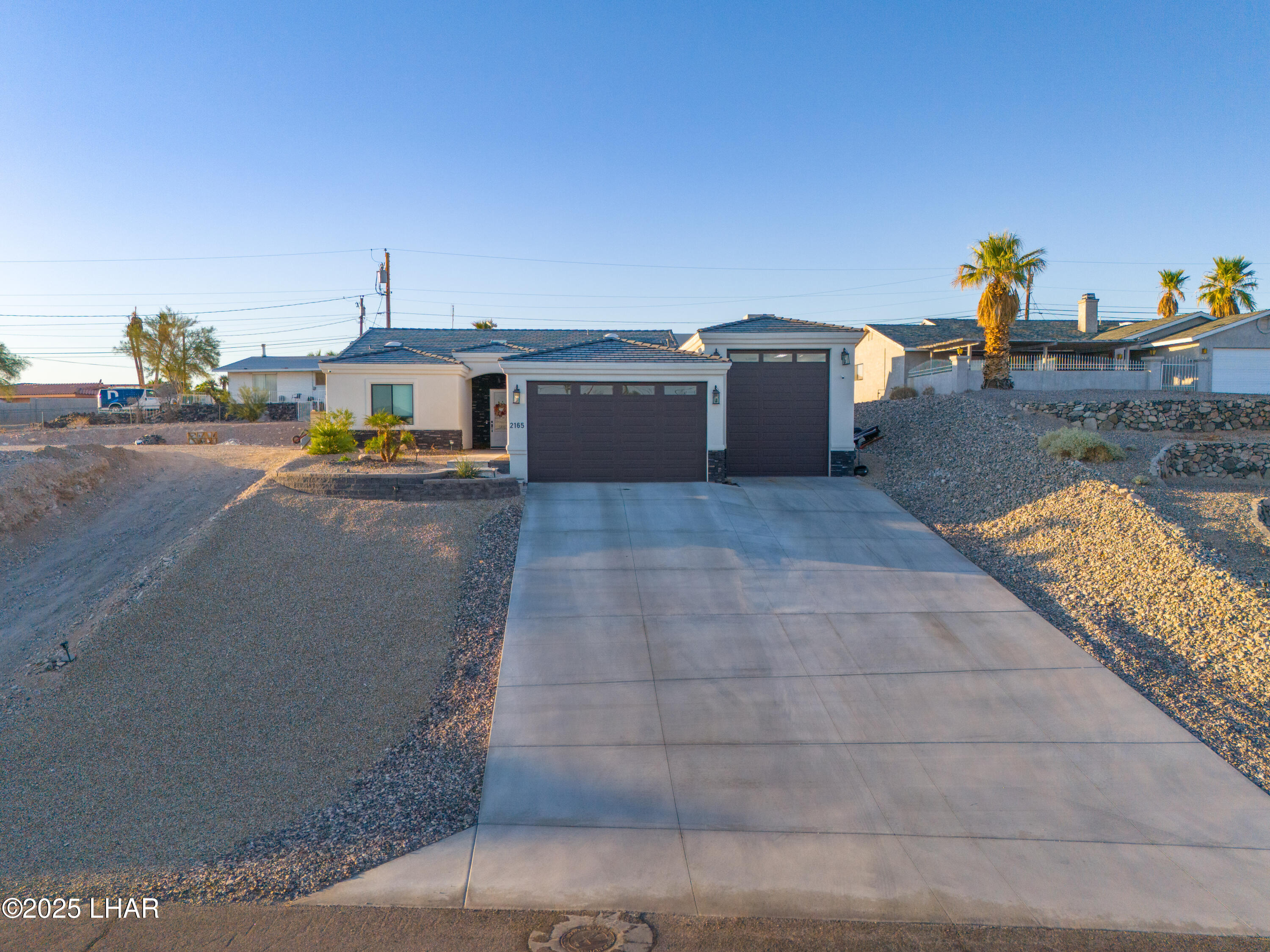 Lake Havasu City, Arizona, 86403, United States, 3 Bedrooms Bedrooms, ,4 BathroomsBathrooms,Residential,For Sale,1827027