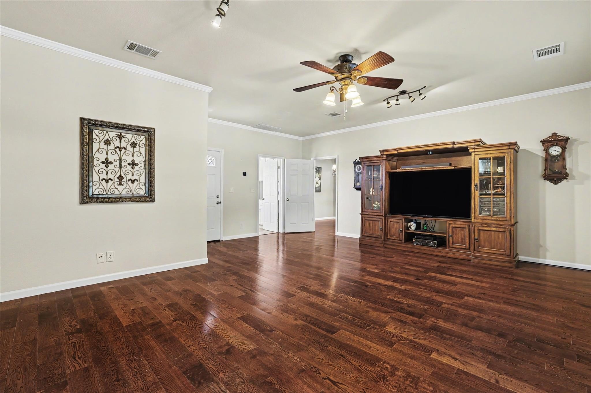 Georgetown, Texas, 78633, United States, 4 Bedrooms Bedrooms, ,3 BathroomsBathrooms,Residential,For Sale,2029611
