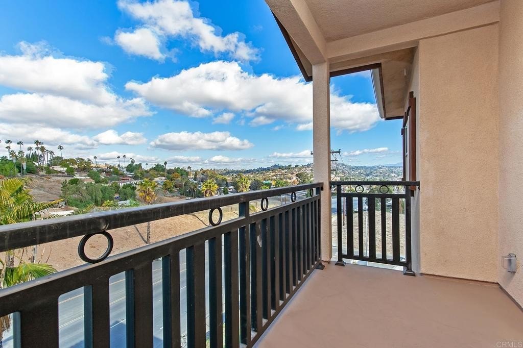 Lemon Grove, California, 91945, United States, 4 Bedrooms Bedrooms, ,4 BathroomsBathrooms,Residential,For Sale,1892804