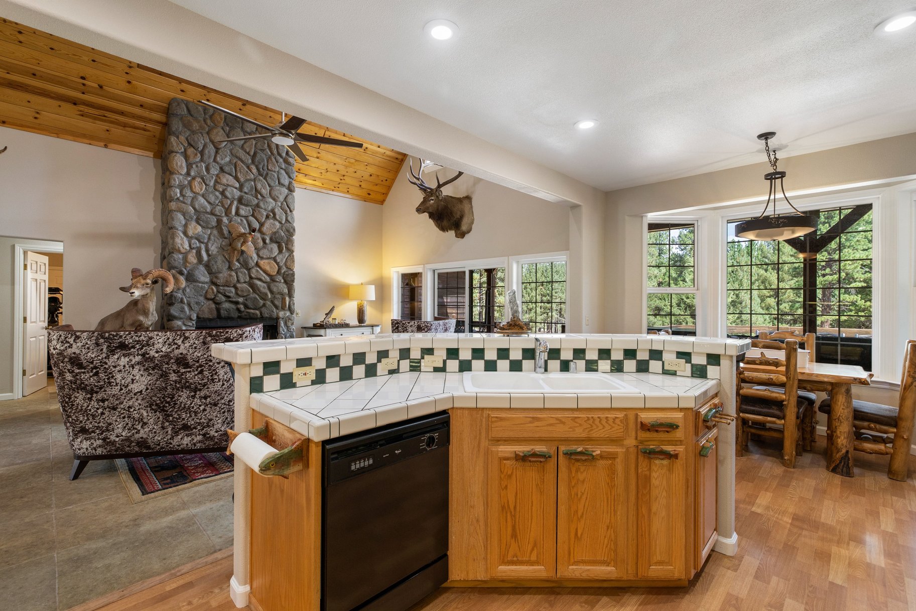  Exceptional Value in Valley Ranch - 物件實景