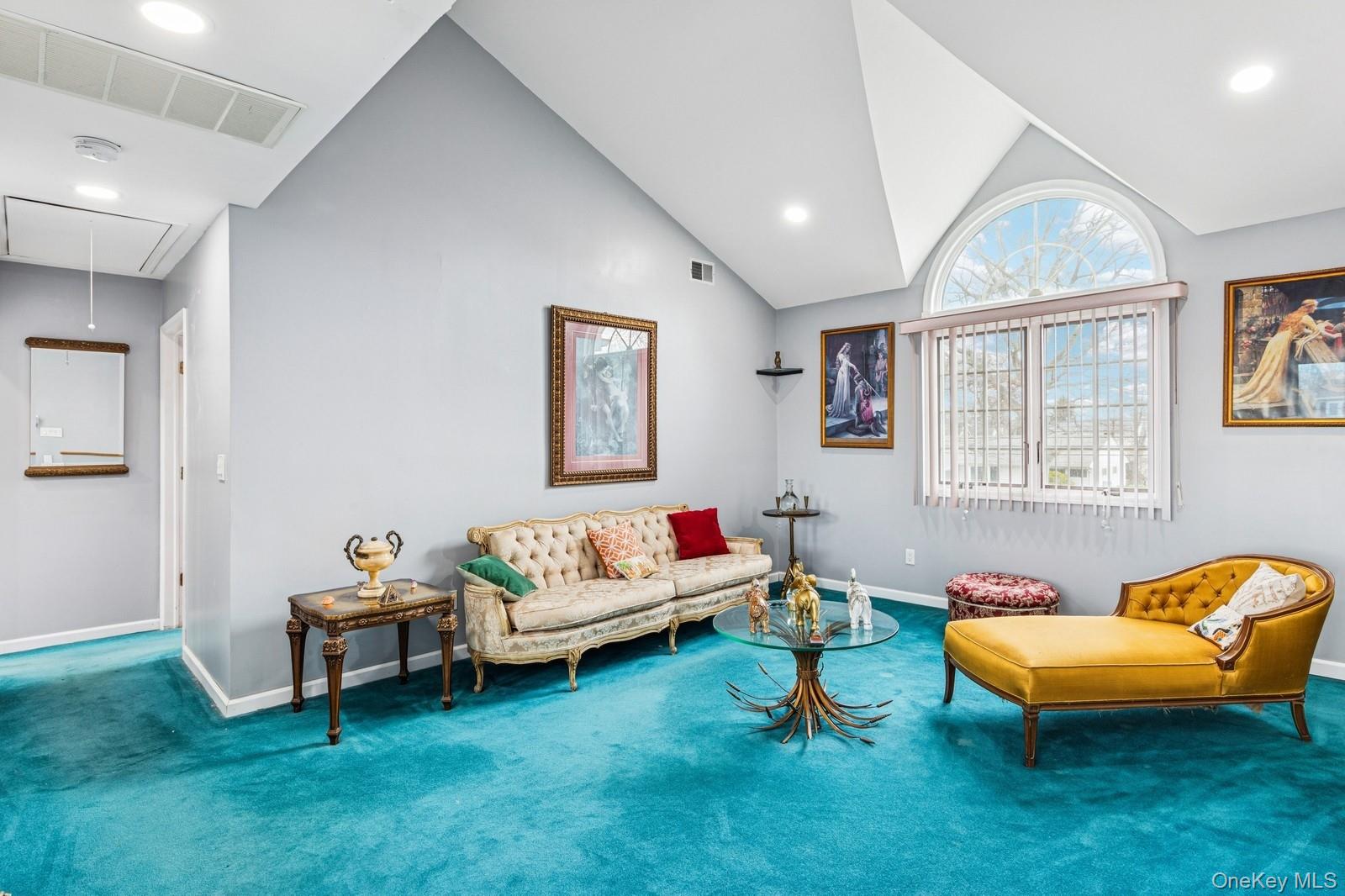 Massapequa Park, New York, 11762, United States, 3 Bedrooms Bedrooms, ,4 BathroomsBathrooms,Residential,For Sale,1941074