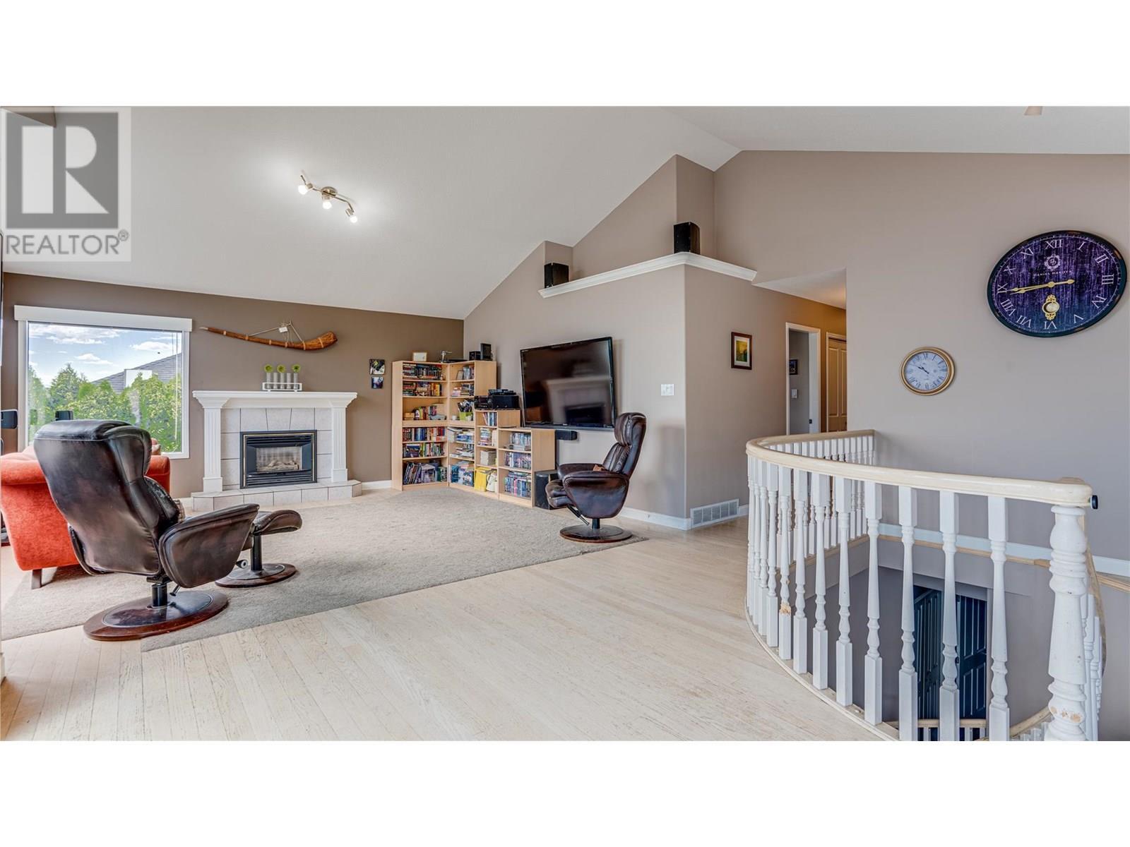 VERNON, British Columbia, V1B 2W8, CA, 5 Bedrooms Bedrooms, ,3 BathroomsBathrooms,Residential,For Sale,1901364