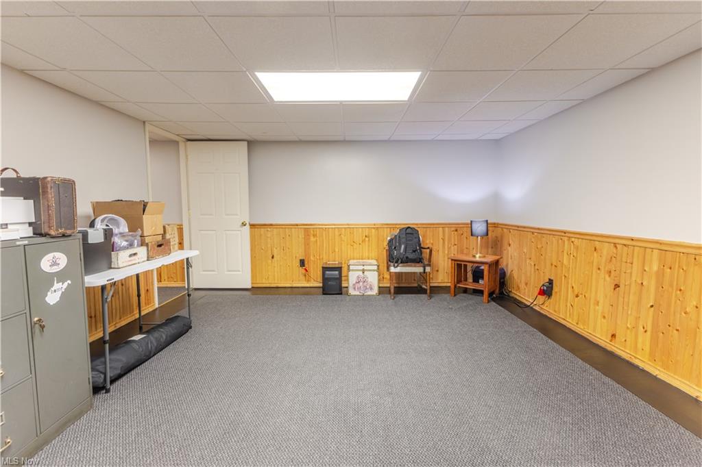 Chester, West Virginia, 26034, United States, 3 Bedrooms Bedrooms, ,3 BathroomsBathrooms,Residential,For Sale,1975770