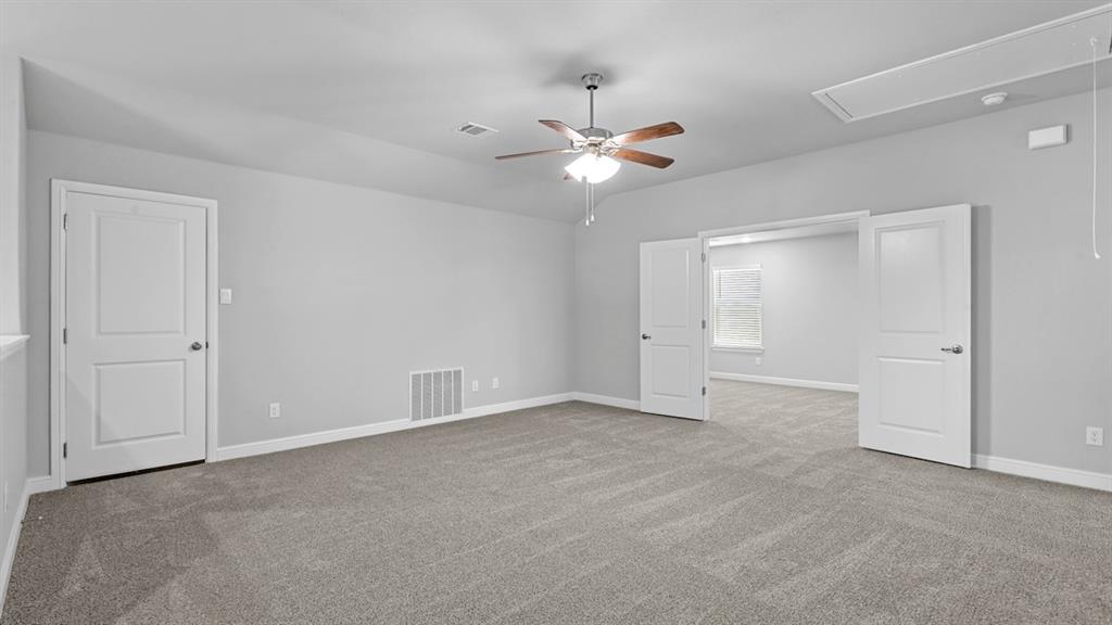 Mansfield, Texas, 76063, United States, 5 Bedrooms Bedrooms, ,3 BathroomsBathrooms,Residential,For Sale,1937196