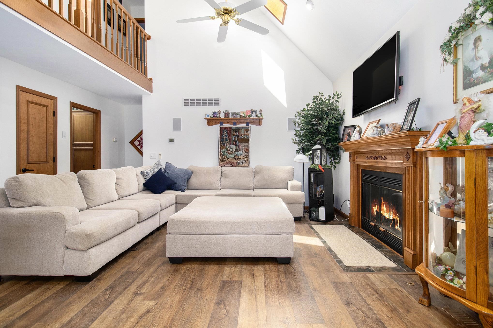 Woodland Ct, Elkhart, IN 46514 #1