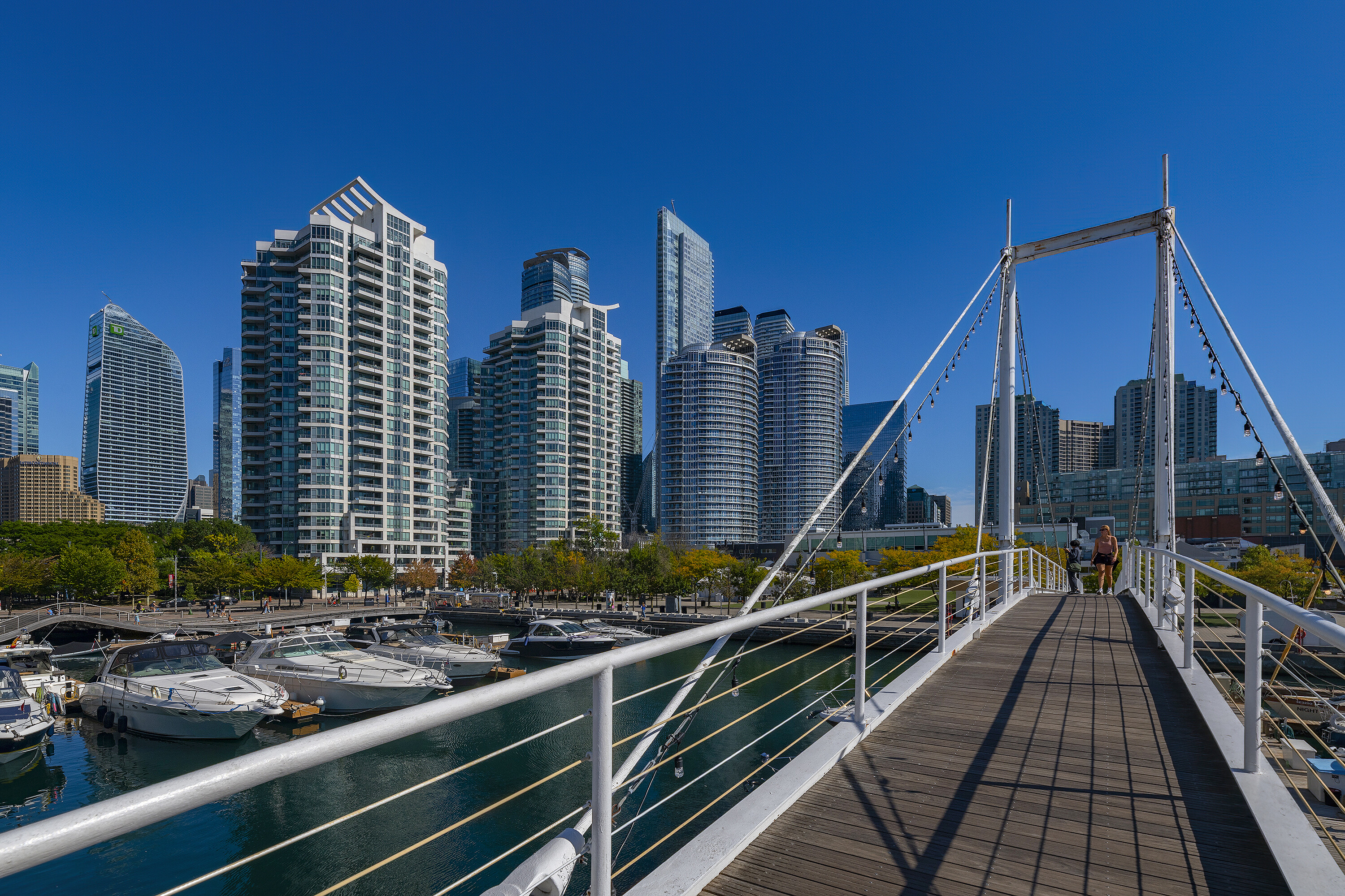  Waterfront Views - 物件實景