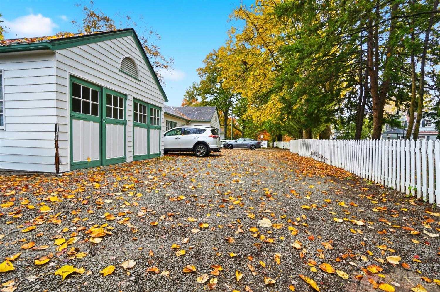 Cincinnati, Ohio, 45227, United States, 3 Bedrooms Bedrooms, ,2 BathroomsBathrooms,Residential,For Sale,1989456