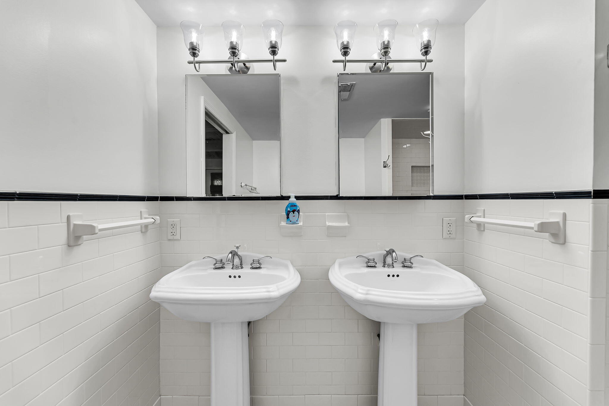 Charleston, South Carolina, 29412, United States, 4 Bedrooms Bedrooms, ,2 BathroomsBathrooms,Residential,For Sale,1983984