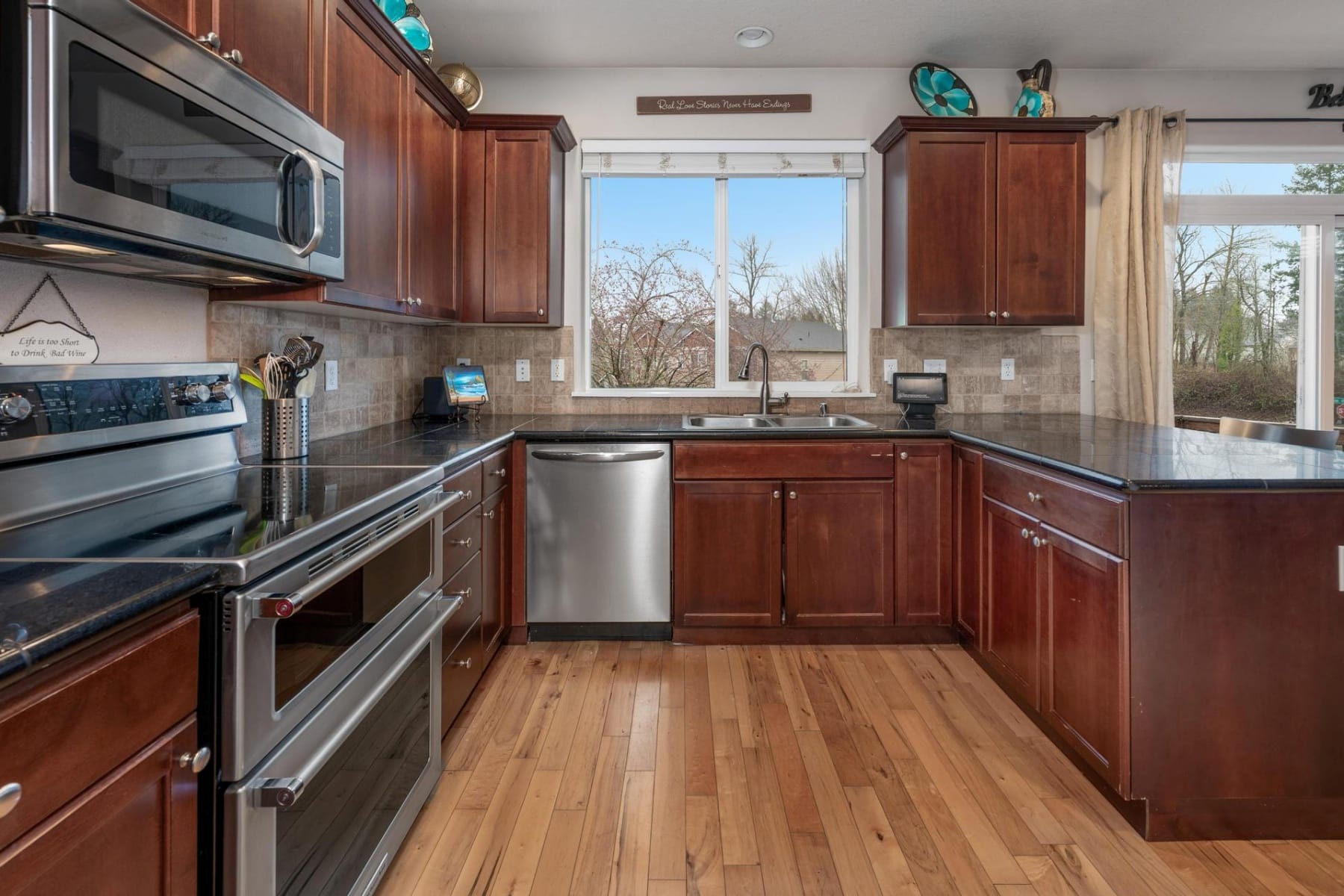  2037 SE CENTURION WAY Gresham, OR 97080 - 物件實景