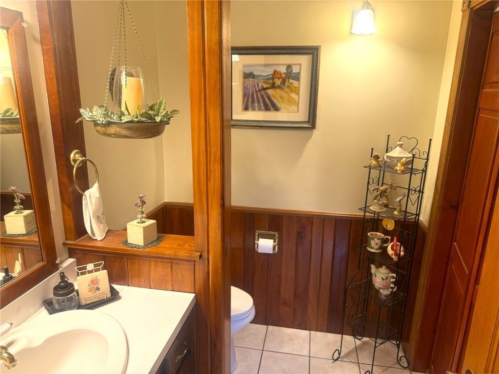 Unadilla, New York, 13849, United States, 4 Bedrooms Bedrooms, ,3 BathroomsBathrooms,Residential,For Sale,1971391