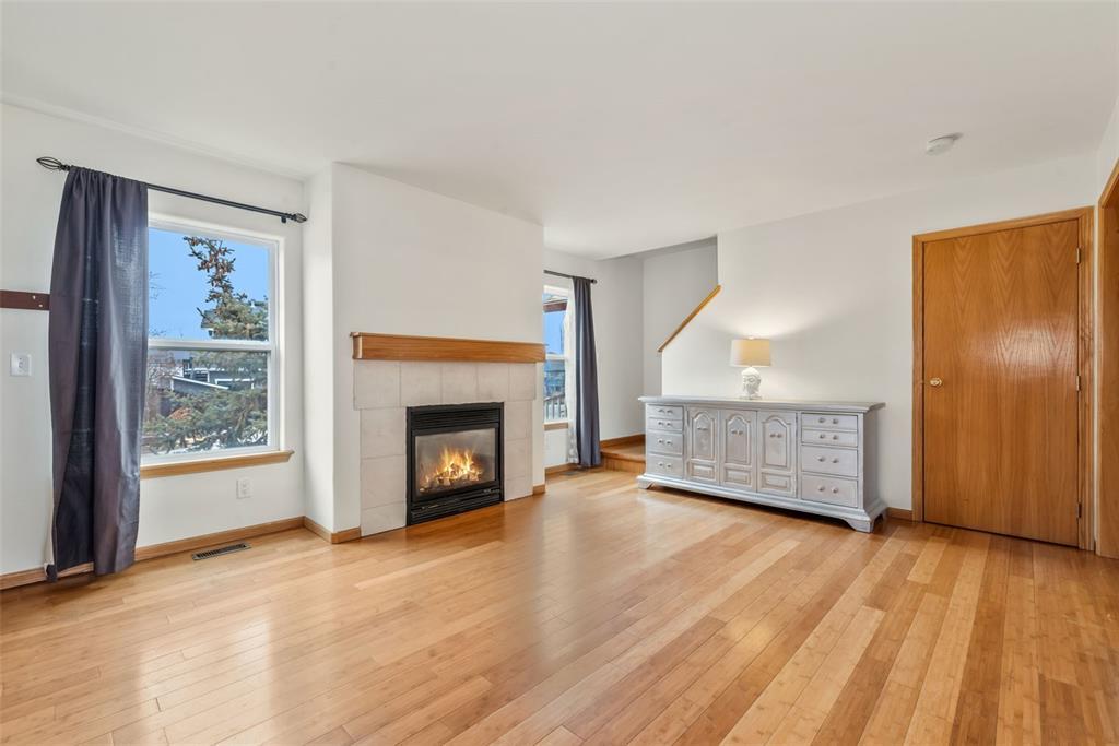 Steamboat Springs, Colorado, 80487, United States, 3 Bedrooms Bedrooms, ,2 BathroomsBathrooms,Residential,For Sale,2003476