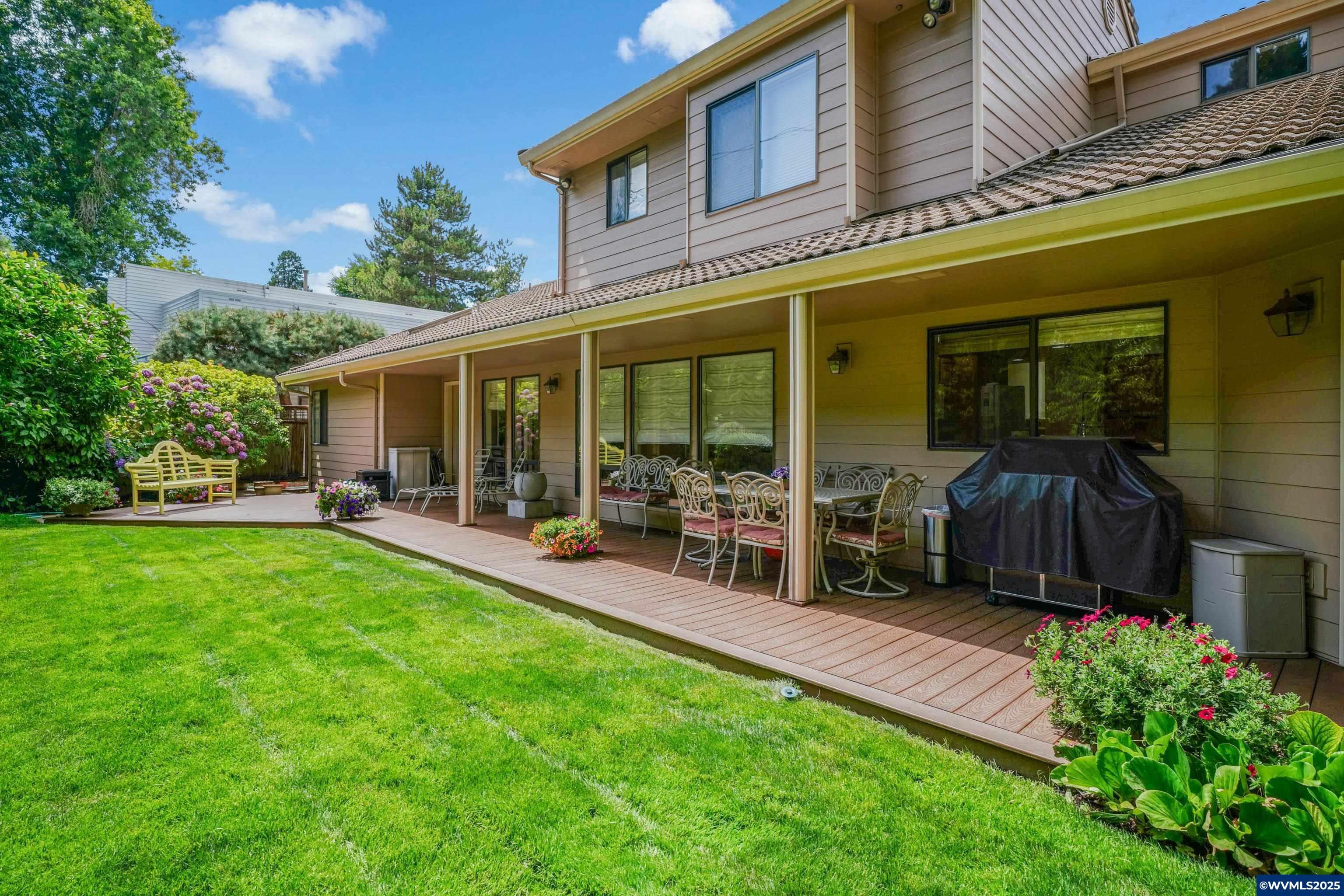 Salem, Oregon, 97302, United States, 5 Bedrooms Bedrooms, ,4 BathroomsBathrooms,Residential,For Sale,1906348