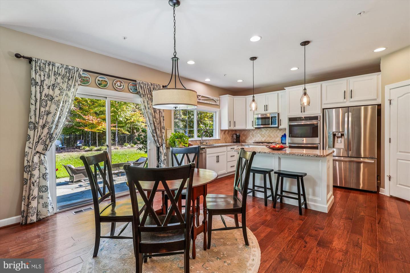 Edgewater, Maryland, 21037, United States, 4 Bedrooms Bedrooms, ,4 BathroomsBathrooms,Residential,For Sale,1987550