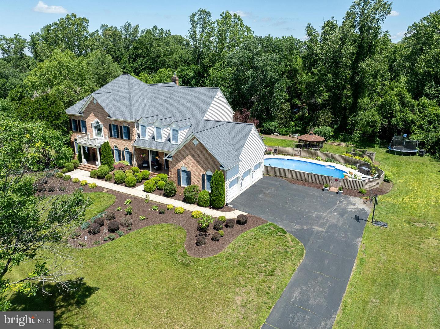 Crownsville, Maryland, 21032, United States, 4 Bedrooms Bedrooms, ,6 BathroomsBathrooms,Residential,For Sale,1828212
