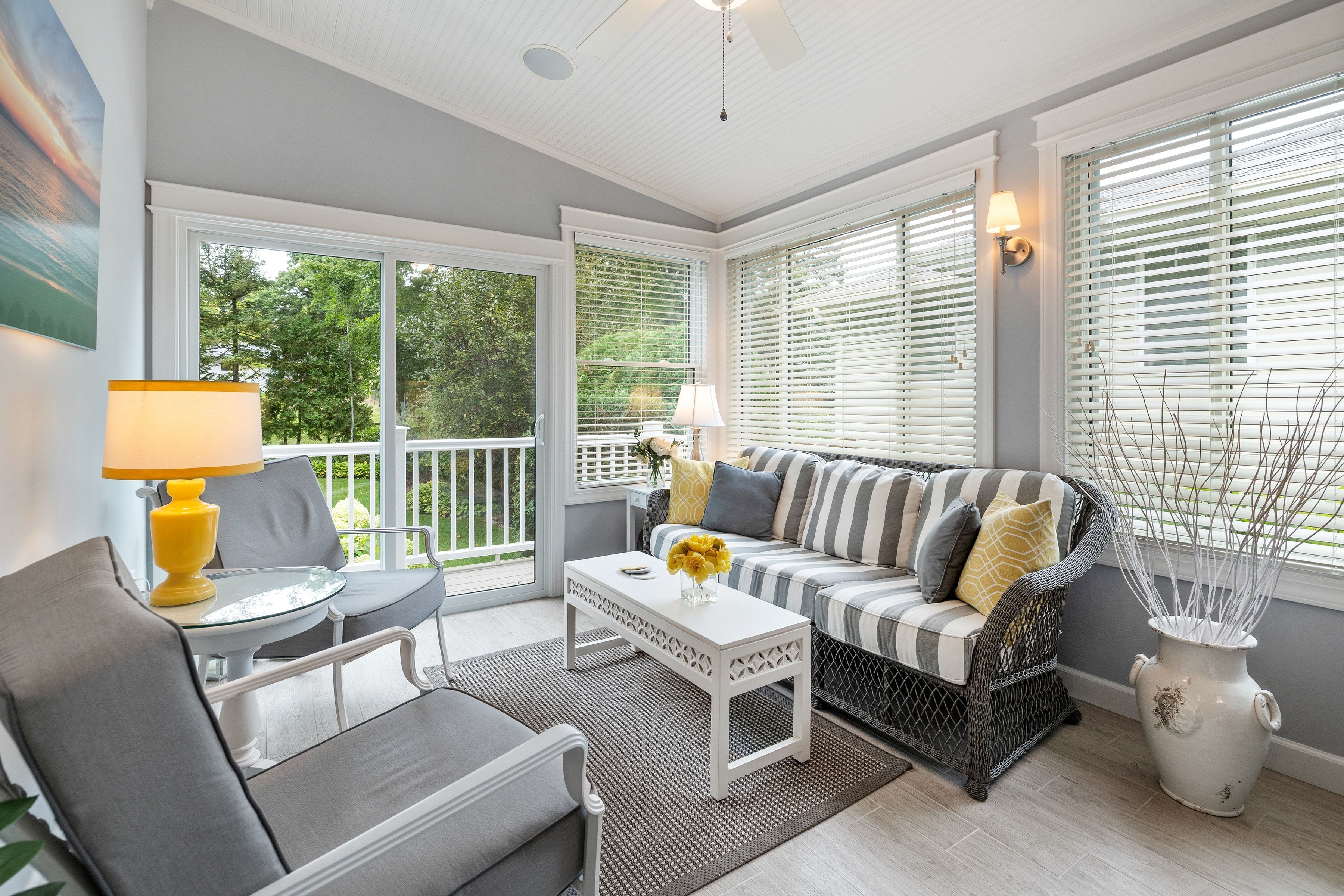 Charming Edina Home Designed for Easy Living - 物件實景