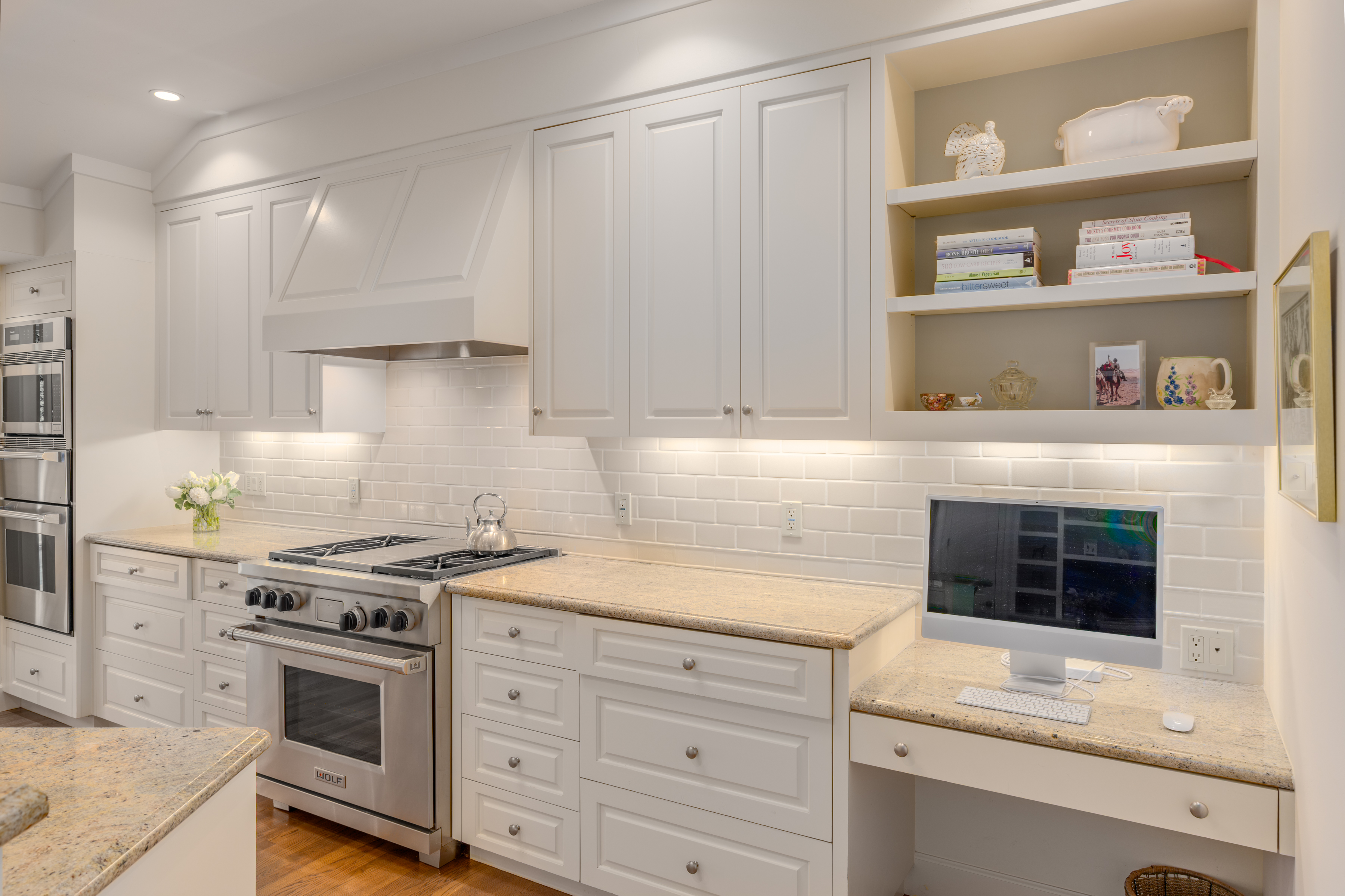  590 4th Street E - 物件實景