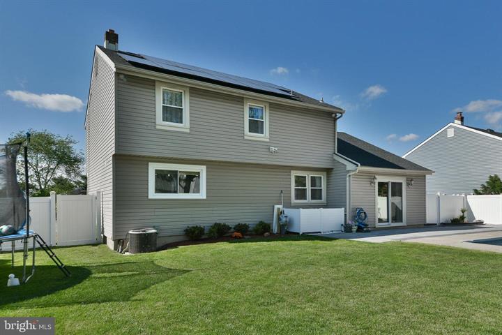 Cinnaminson, New Jersey, 08077, United States, 4 Bedrooms Bedrooms, ,4 BathroomsBathrooms,Residential,For Sale,1973865