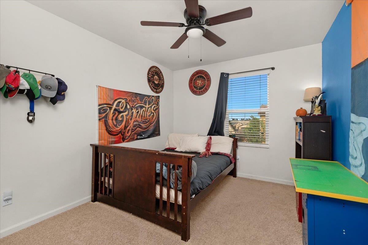 Fresno, California, 93722, United States, 5 Bedrooms Bedrooms, ,3 BathroomsBathrooms,Residential,For Sale,1982186