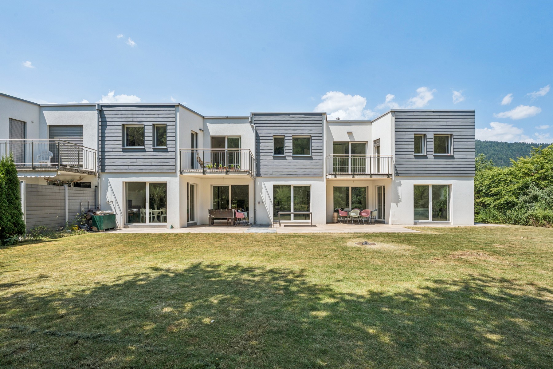  Contemporary family home with a spacious garden - 物件實景