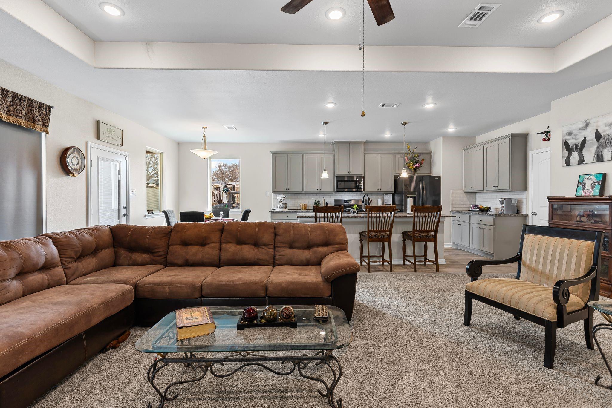 Royse City, Texas, 75135, United States, 3 Bedrooms Bedrooms, ,2 BathroomsBathrooms,Residential,For Sale,1975970