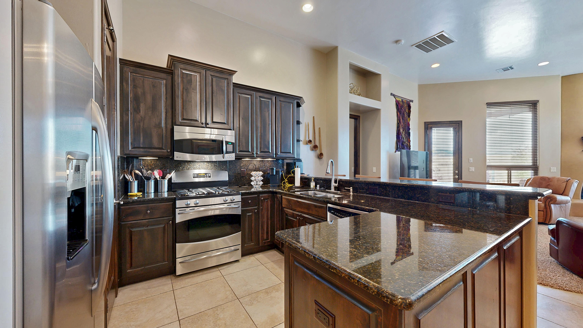 Alto, New Mexico, 88312, United States, 3 Bedrooms Bedrooms, ,3 BathroomsBathrooms,Residential,For Sale,1882409