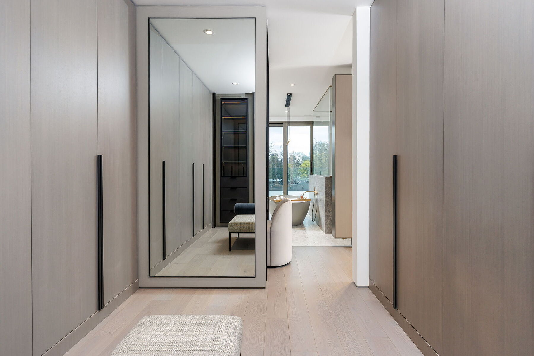  Iconic New Forest Hill Build - 物件實景