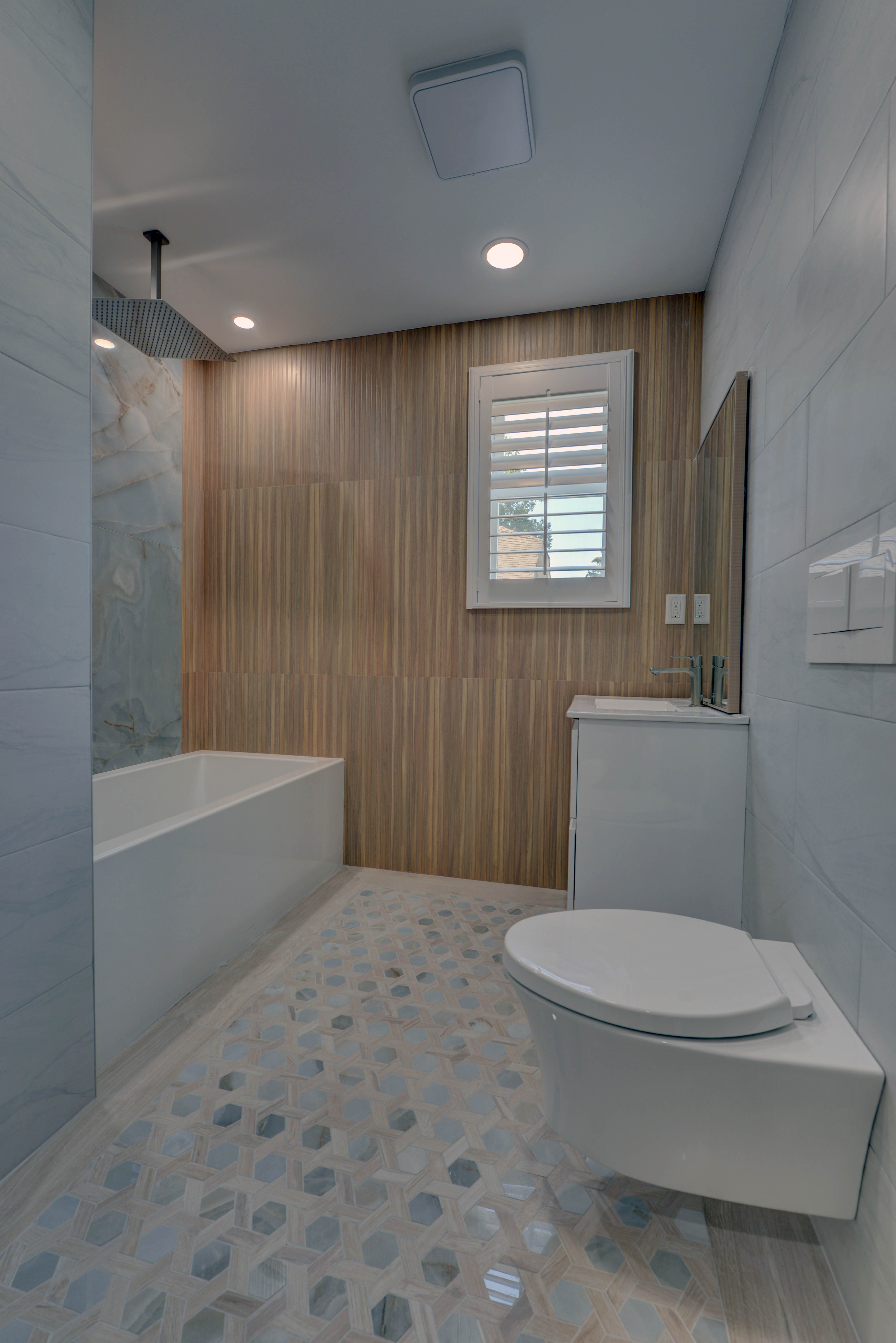 Essex, Nutley Township, New Jersey, 07110, United States, 3 Bedrooms Bedrooms, ,2 BathroomsBathrooms,Residential,For Sale,1873561