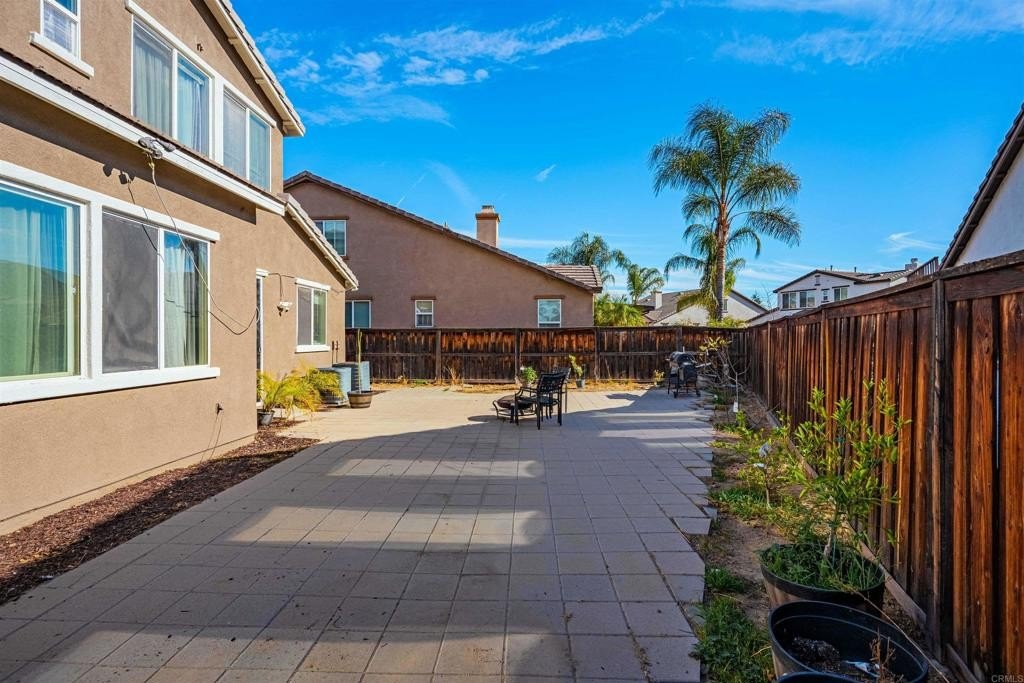 Hemet, California, 92545, United States, 5 Bedrooms Bedrooms, ,3 BathroomsBathrooms,Residential,For Sale,1877252