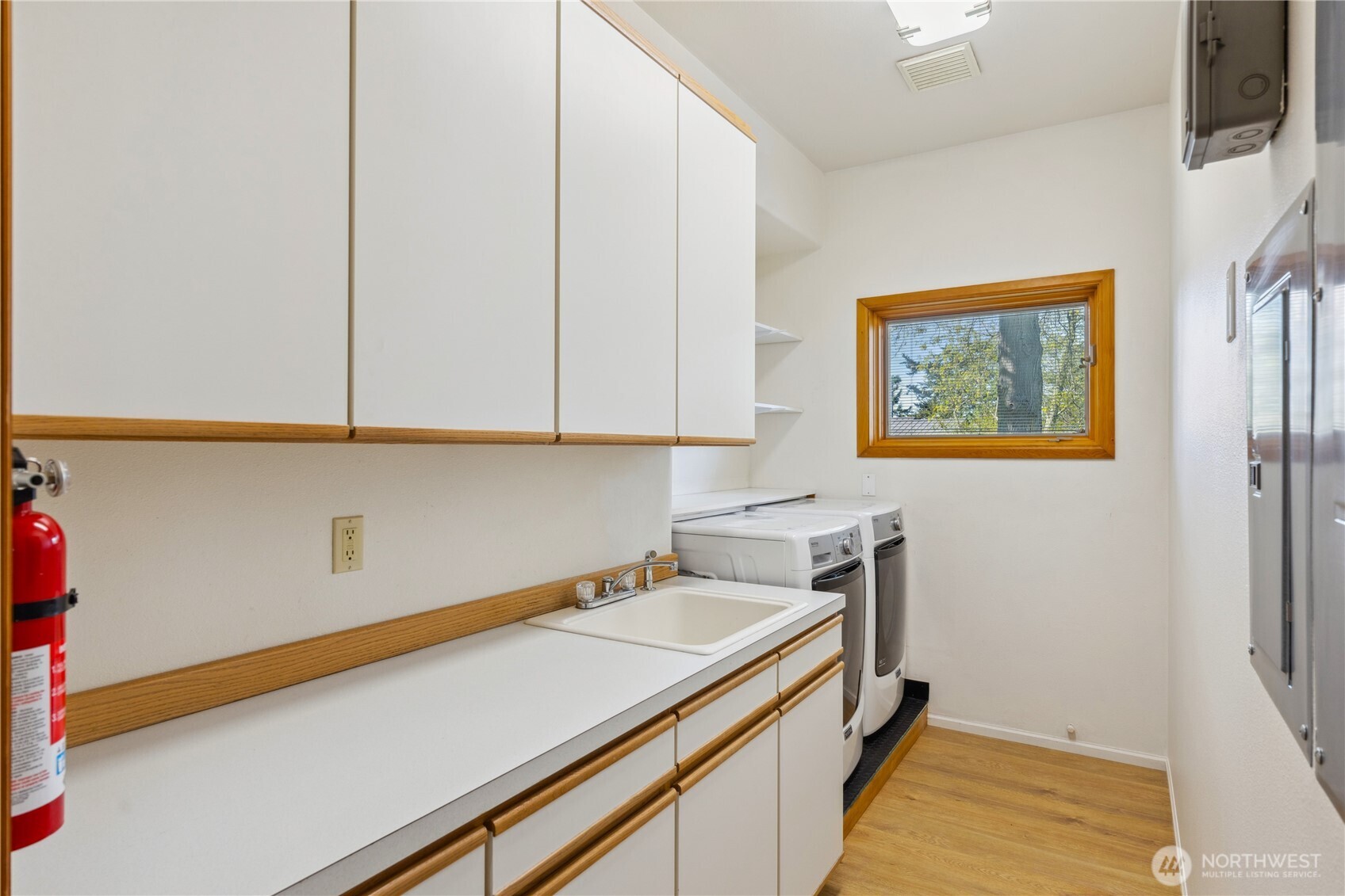 Anacortes, Washington, 98221, United States, 3 Bedrooms Bedrooms, ,1 BathroomBathrooms,Residential,For Sale,1875687