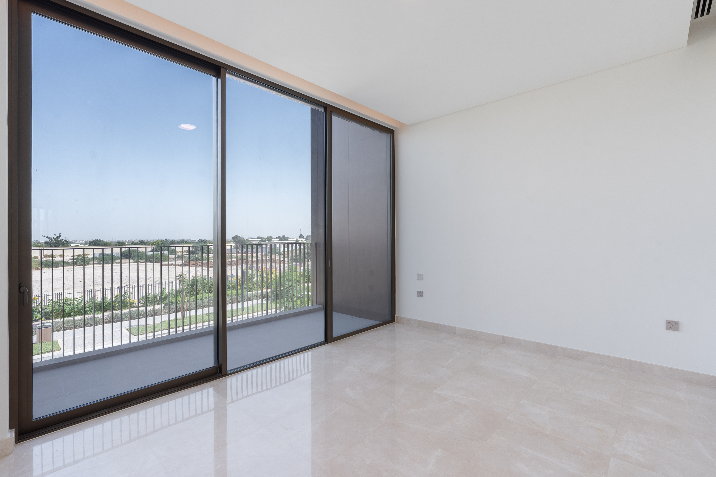  Villa with Elie Saab Finishes and Burj Khalifa Views in Palm Hills - 物件實景