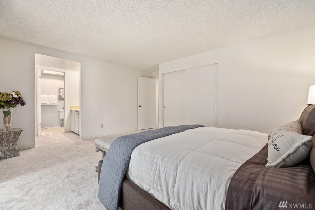6551 116th Place NE, Kirkland, Washington, 98033, United States, 5 Bedrooms Bedrooms, ,4 BathroomsBathrooms,Residential,For Sale,6551 116th Place NE,1436882
