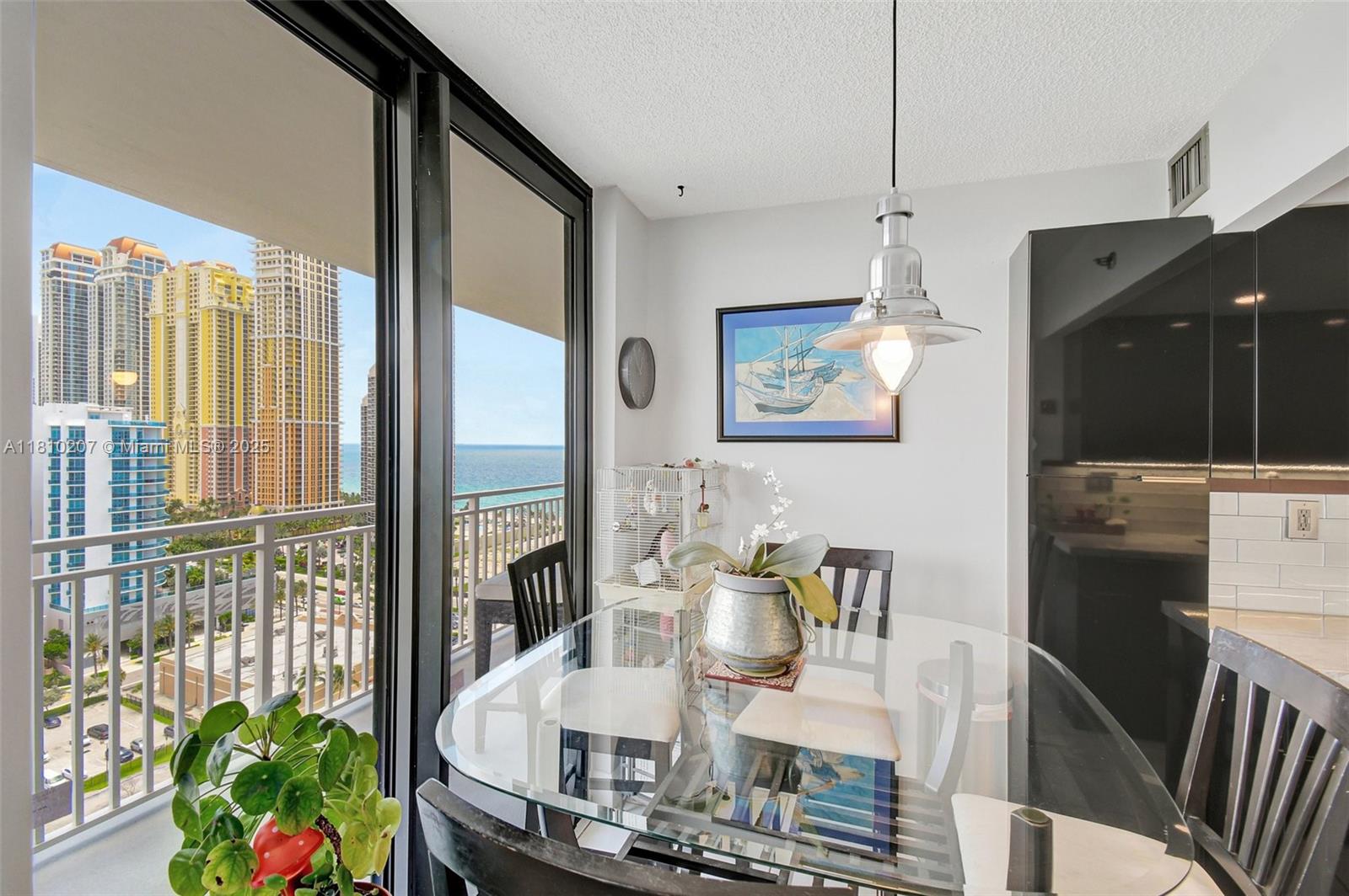 Sunny Isles Beach, Florida, 33160, United States, 2 Bedrooms Bedrooms, ,2 BathroomsBathrooms,Residential,For Sale,1837266